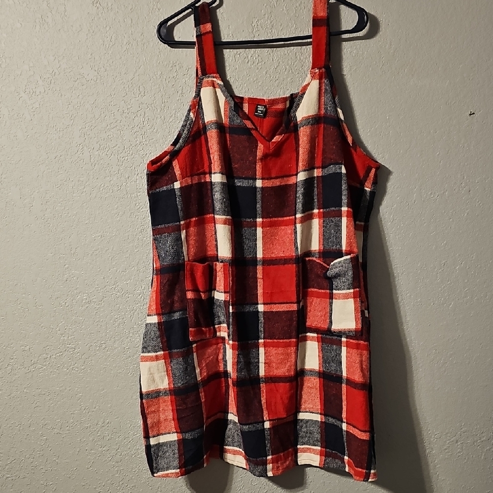 SHEIN Red and Black Plaid V-Neck Top